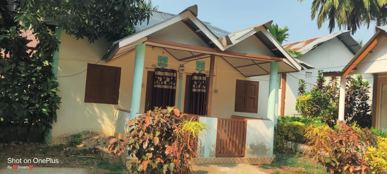 Moon Shine Garden Resort Lakshmanpur Eksteriør billede