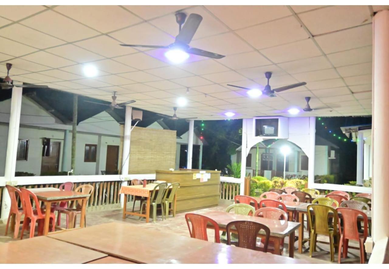 Moon Shine Garden Resort Lakshmanpur Eksteriør billede