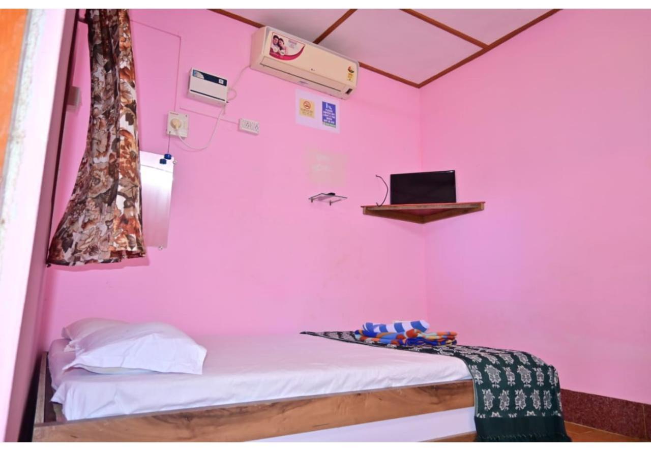 Moon Shine Garden Resort Lakshmanpur Eksteriør billede